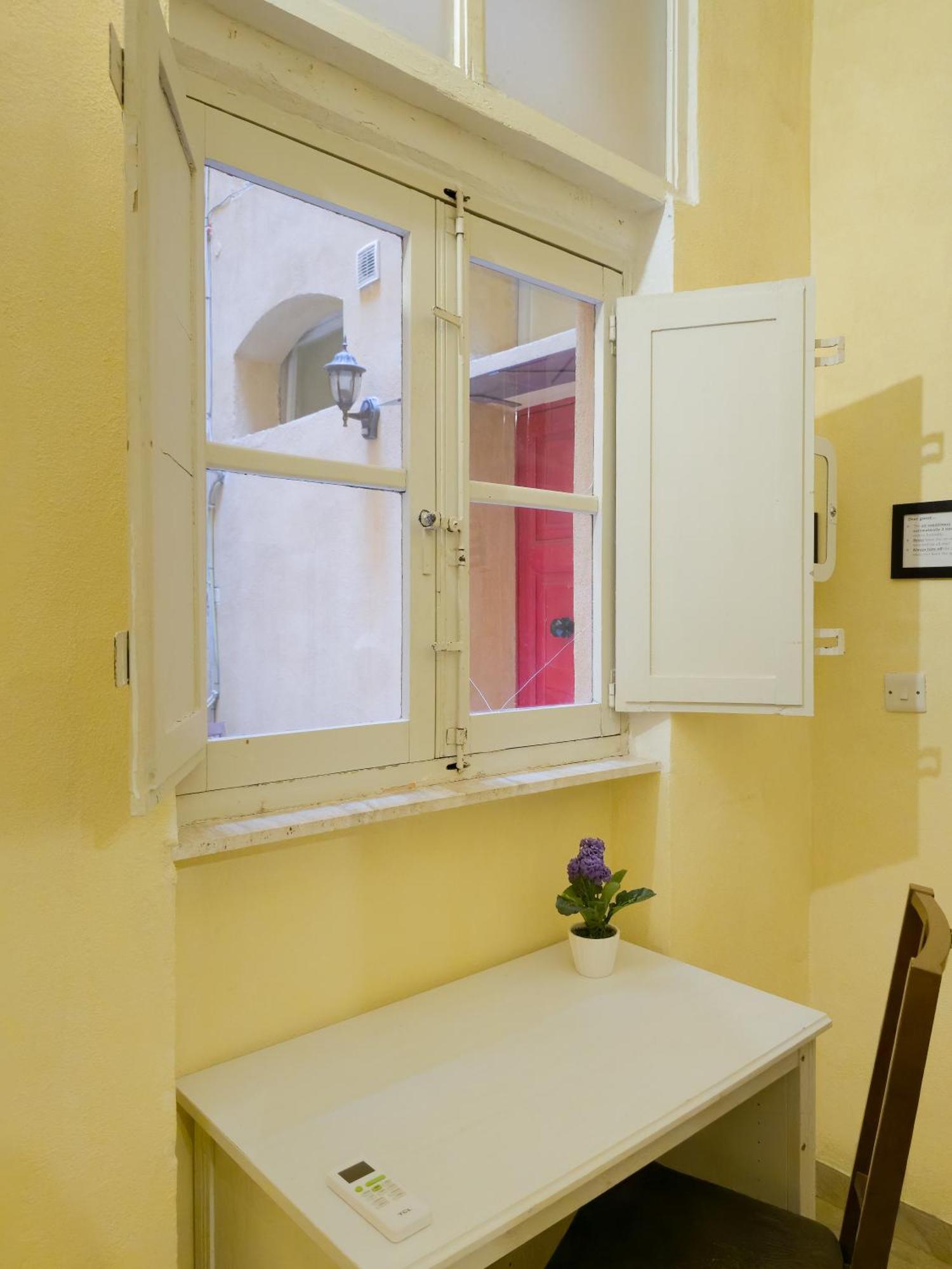 Valletta Main Street Apartment Bagian luar foto