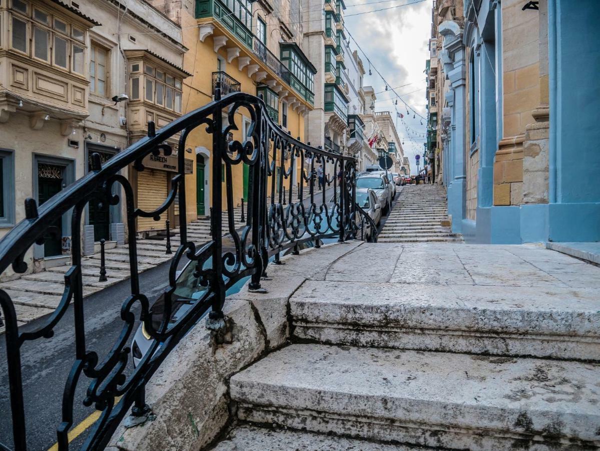 Valletta Main Street Apartment Bagian luar foto