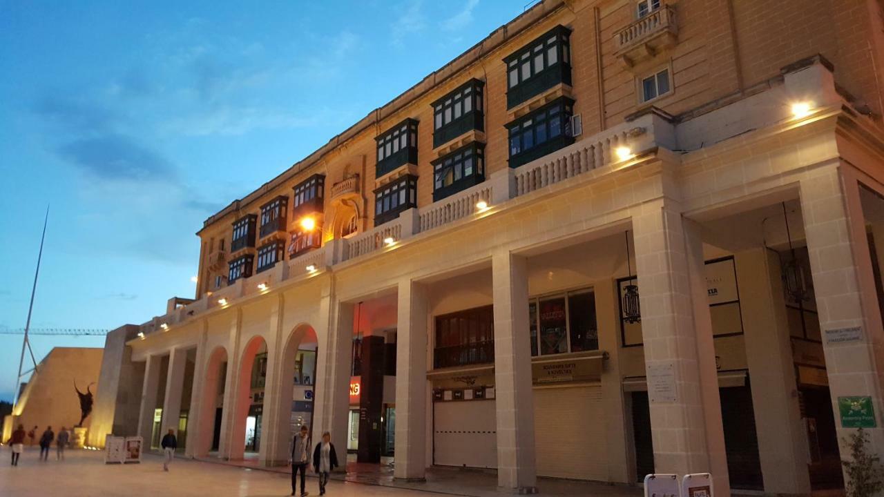 Valletta Main Street Apartment Bagian luar foto