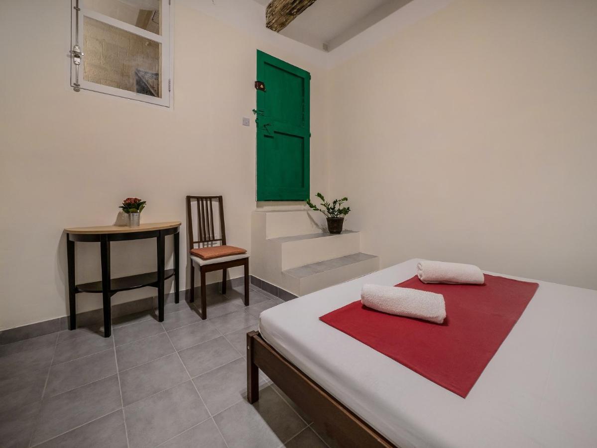 Valletta Main Street Apartment Bagian luar foto